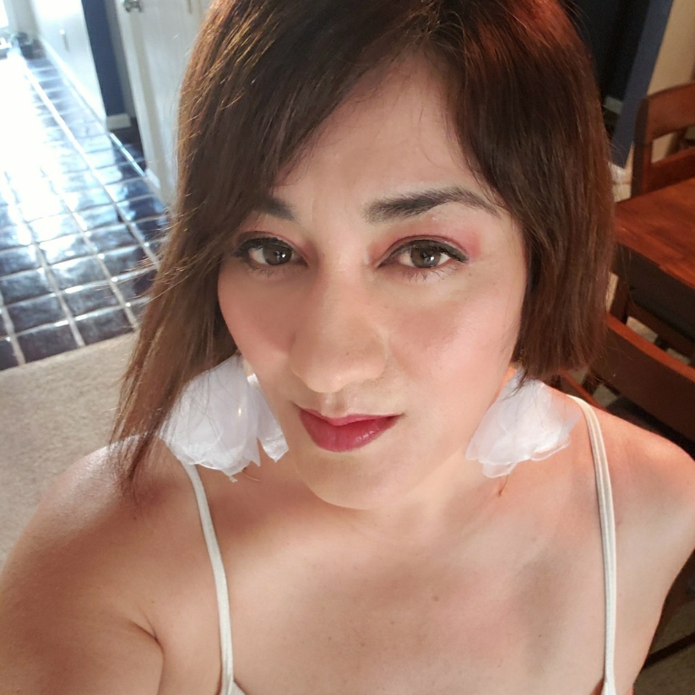 Meet your Posher, Rebeca